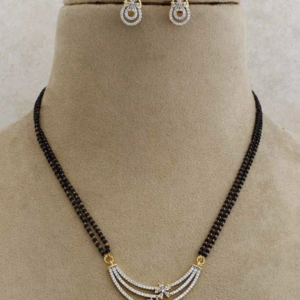 Floral Elegance Diamond Mangalsutra Set